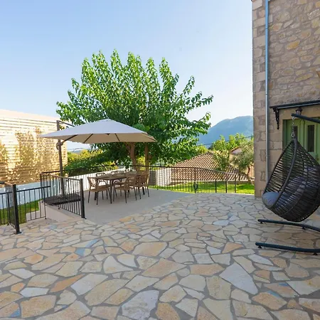 Dervisia Stonehouse 2 Διαμέρισμα Λαζαράτα
