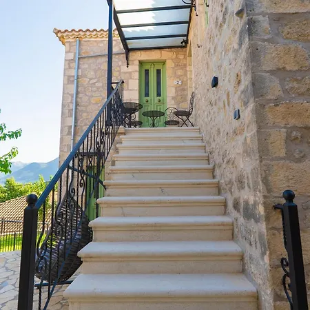Dervisia Stonehouse 2 דירה Lazaráta
