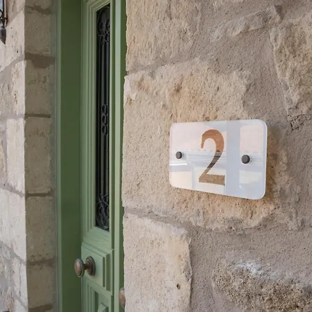 Dervisia Stonehouse 2 דירה Lazaráta