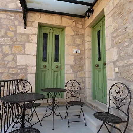 דירה Dervisia Stonehouse 2
